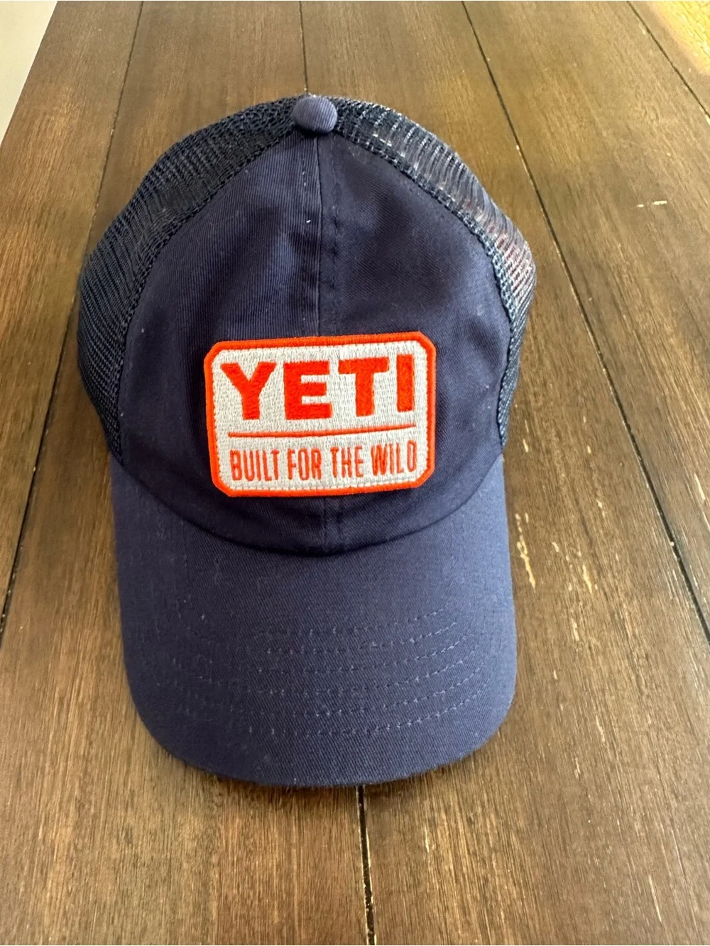 Yeti logo hat